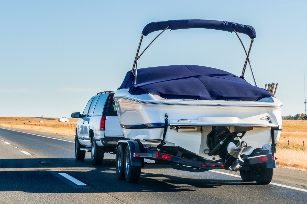 towing a boat image